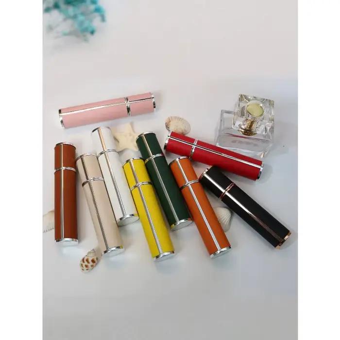 Flacon de parfum en verre de 10 ml enveloppé de cuir de luxe