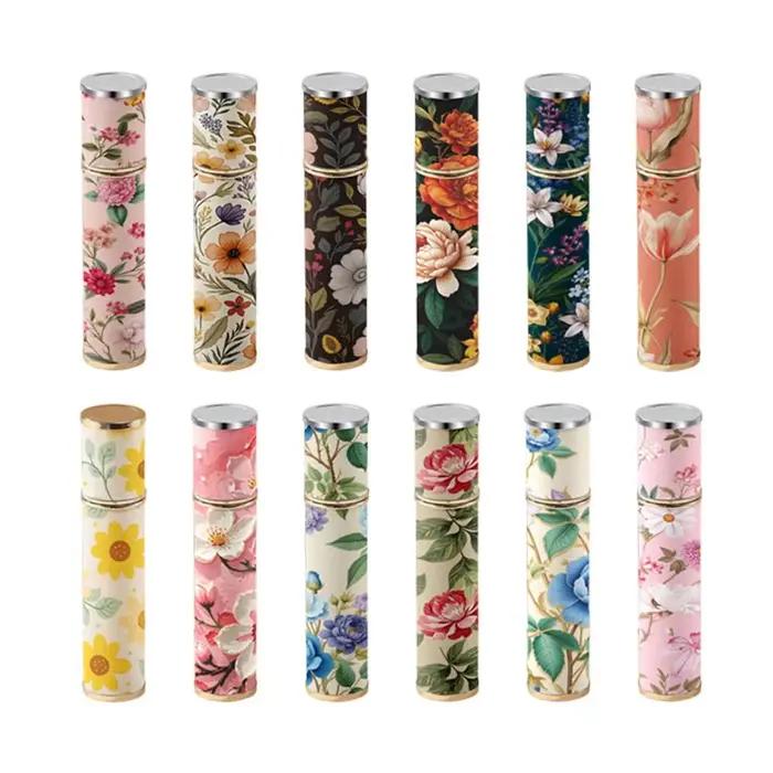 Bouteille de parfum portable en cuir PU 10ml pour femmes, design floral, flacon pulvérisateur rechargeable anti-fuite, parfait pour le quotidien et les voyages