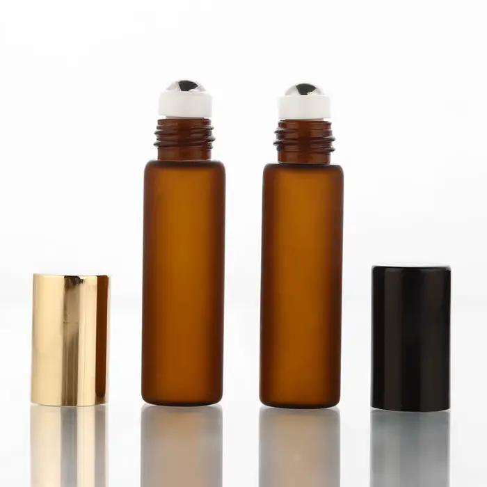 Bouteille en verre de parfum ambre givré de 5ml, 50 pièces/lot, avec boule en verre/métal, rouleau marron, flacons d'huile essentielle fins